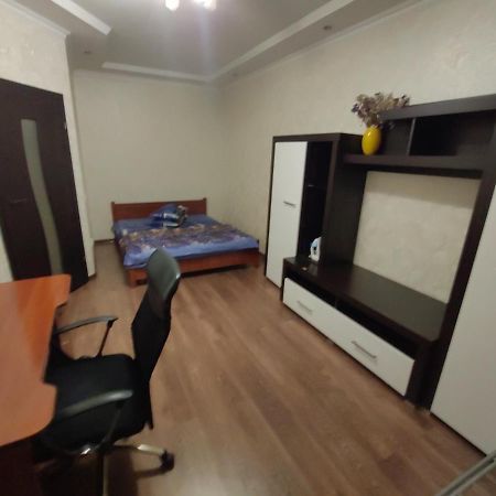 Daily Rent Apartments 5 Івано-Франківськ Екстер'єр фото